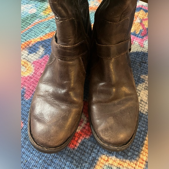 Born Shoes dark brown leather riding boots size 9 - Picture 2 of 7